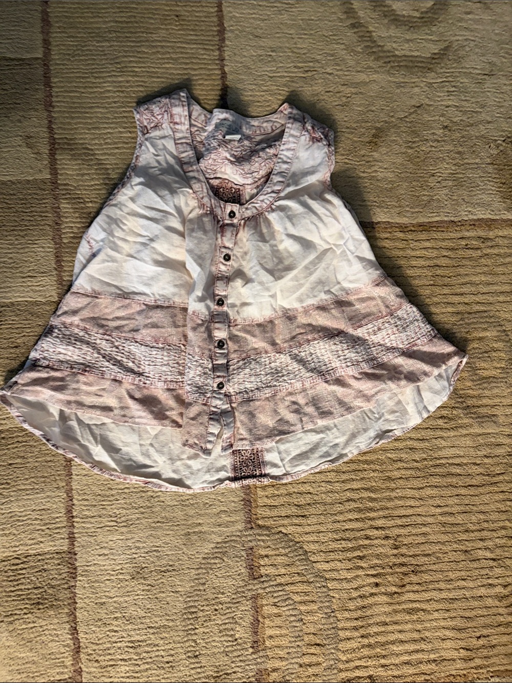 Rachel Zoe White and Pale Pink Sleeveless Button-Front Tunic